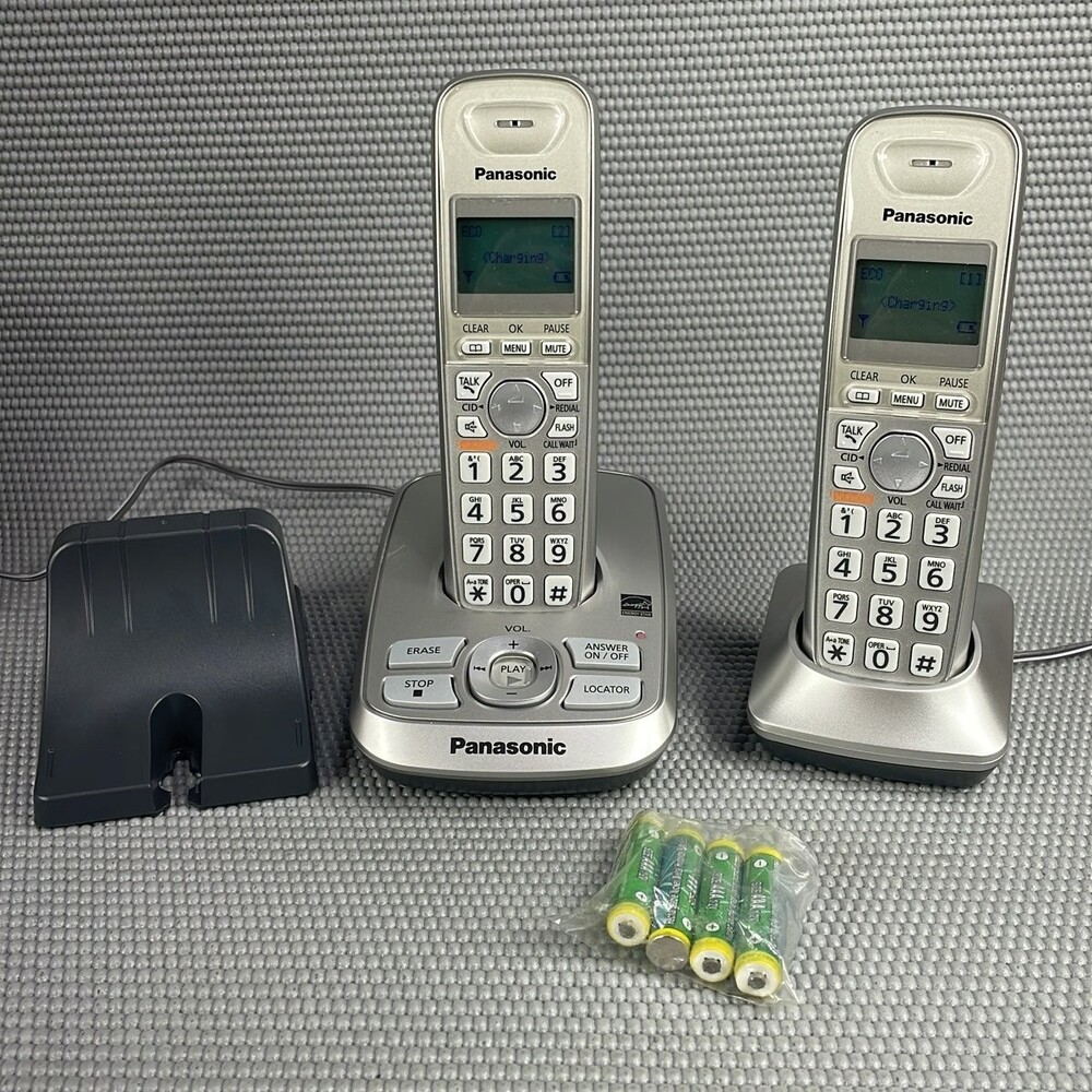 Panasonic Cordless Phone & Answering Machine Set Model KX-TG4222